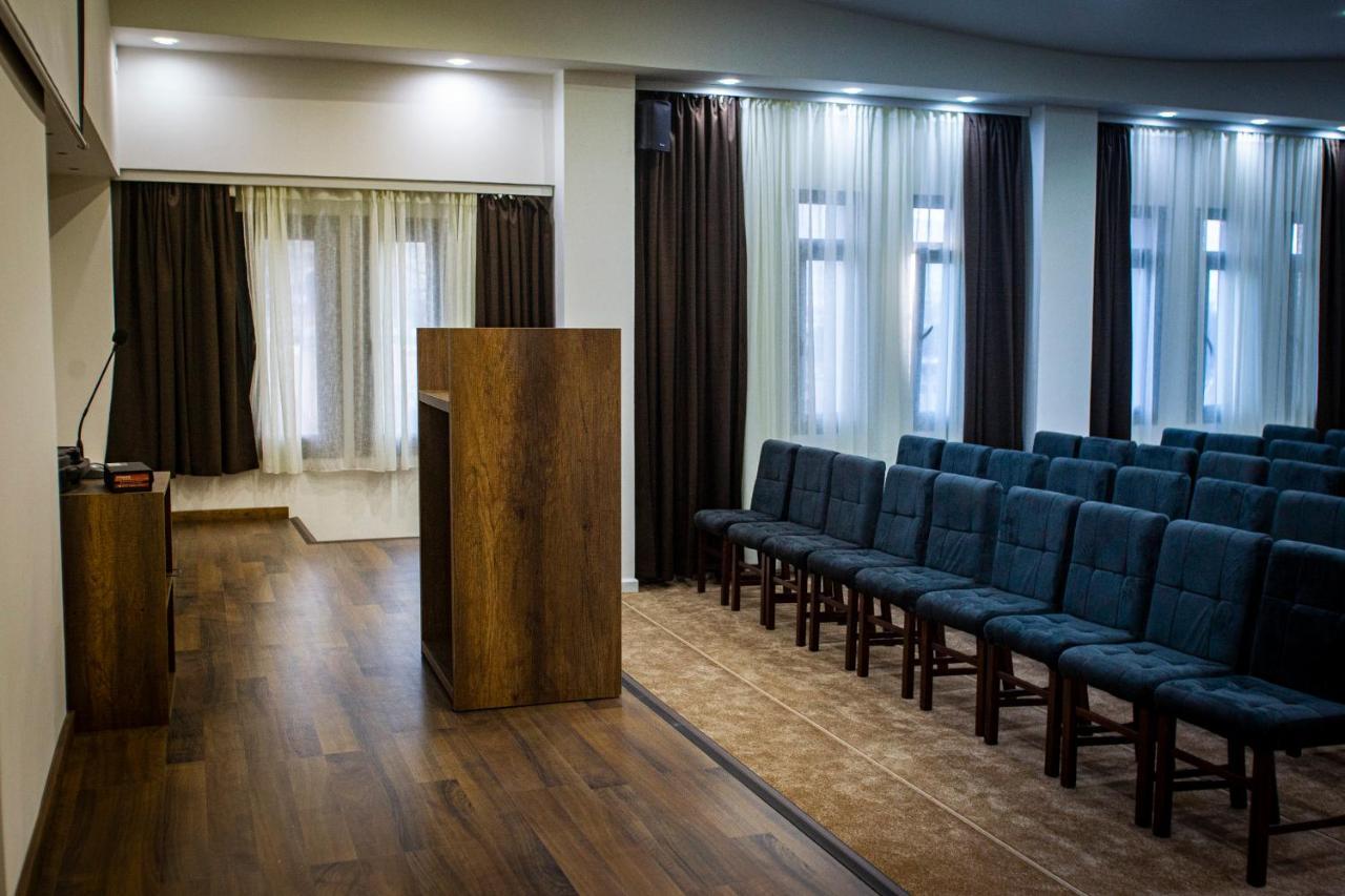 Bn Hotel Blida Bagian luar foto