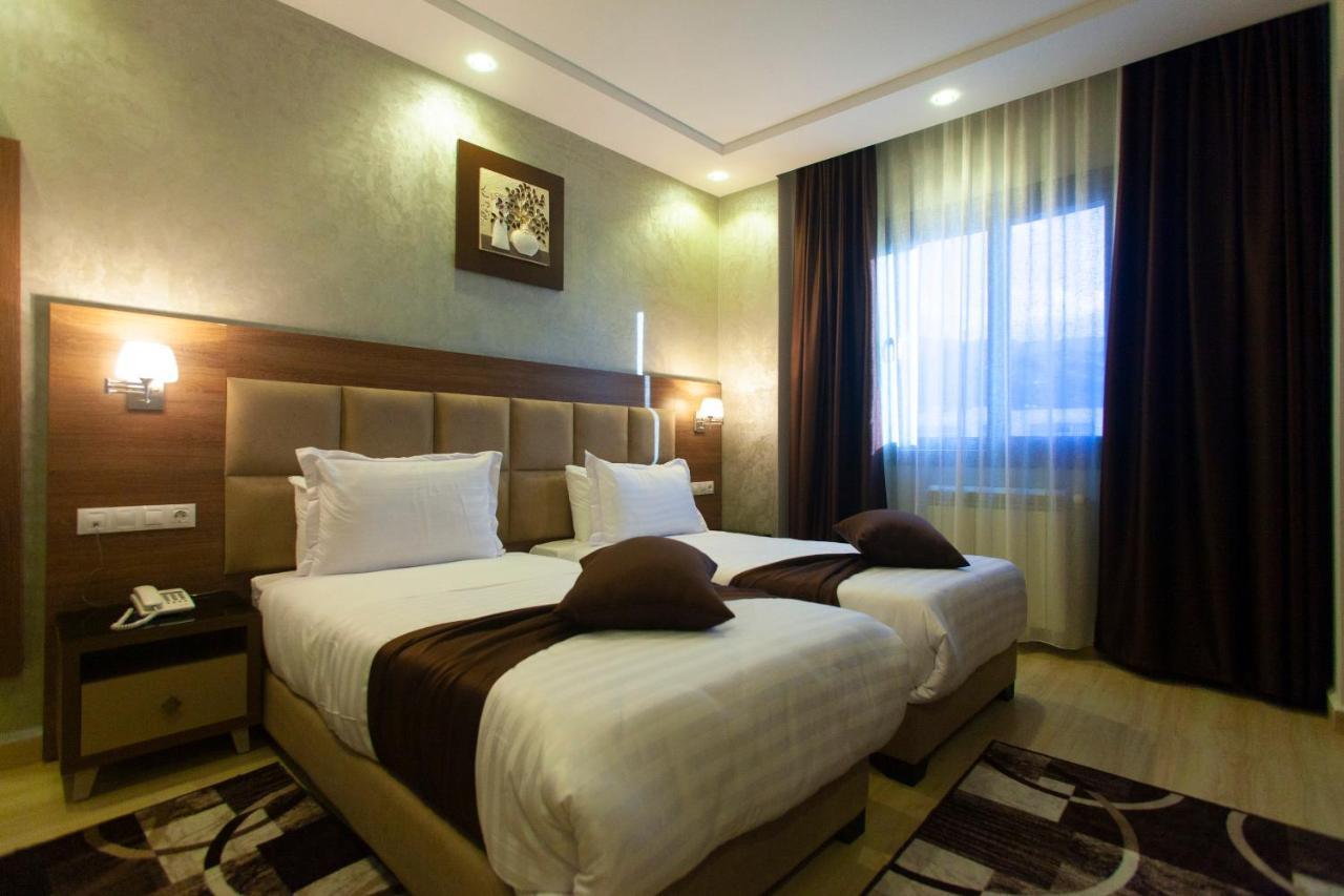 Bn Hotel Blida Bagian luar foto